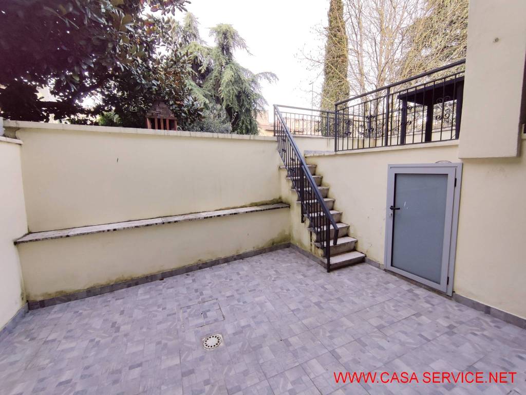 Appartamento a Montevarchi in Via 4 Novembre - Foto 2