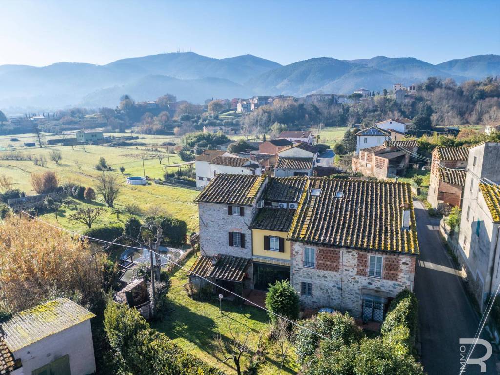 Rustico / casale a Capannori in Via della Colombaia - Foto 5
