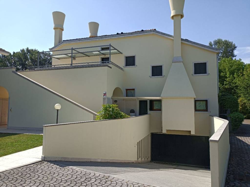 Villa a Mogliano veneto in Via Terraglio, 70 - Foto 2