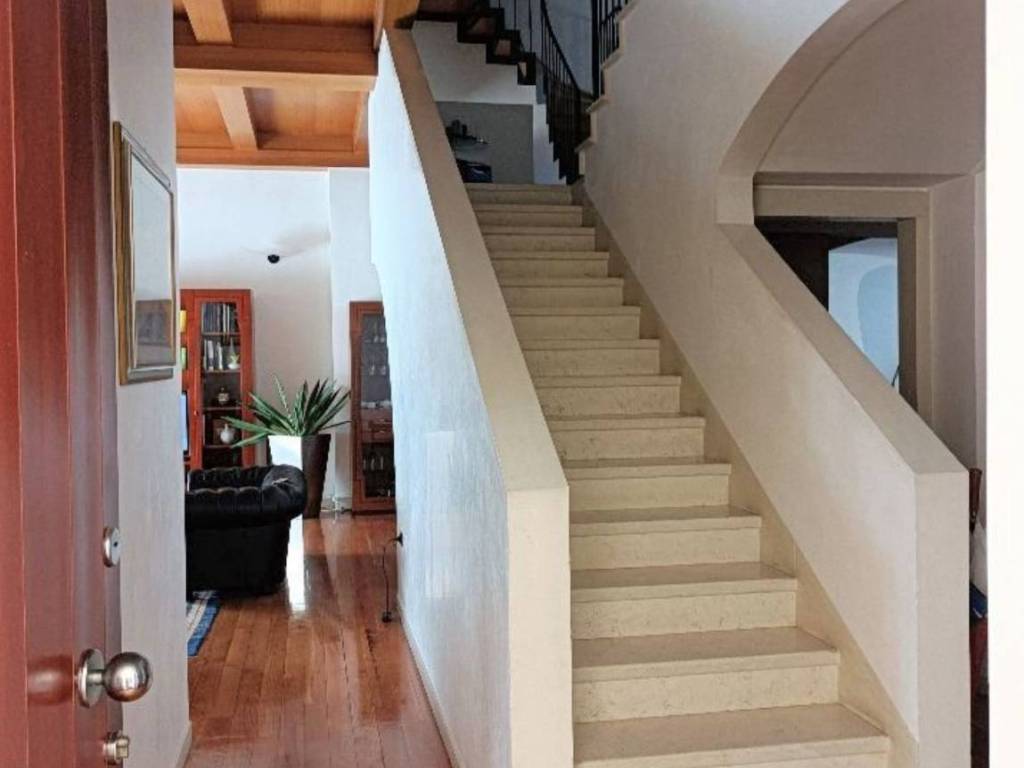 Villa a Mogliano veneto in Via Terraglio, 70 - Foto 4