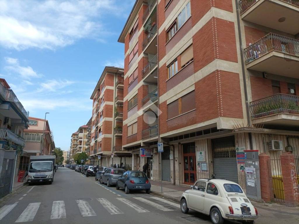 Immobile a Caserta in via ferrarecce, 79 - Foto 2