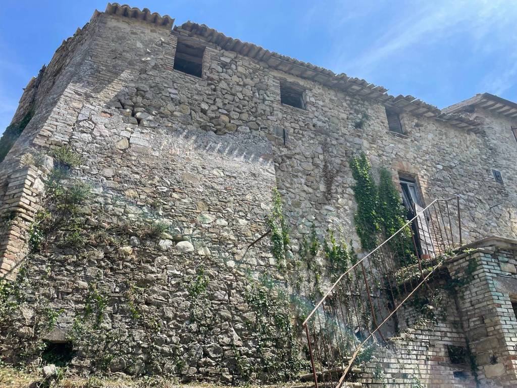 Rustico / casale a Castel ritaldi in Località Colle del Marchese - Foto 2