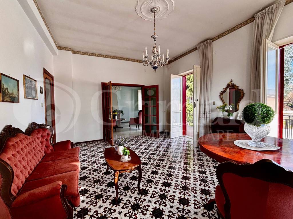 Villa a Pellezzano in Via Tenente Farina - Foto 3