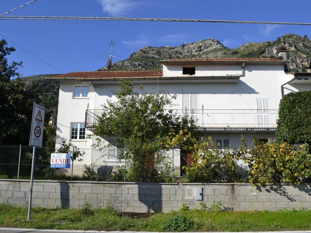 Villa a Fondi in Via Rene - Foto 2