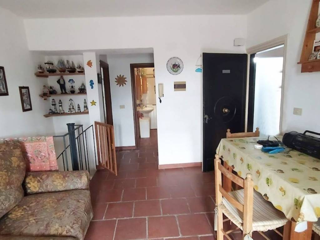 Appartamento a Formia in Via Monsignor Vincenzo Ruggiero - Foto 5