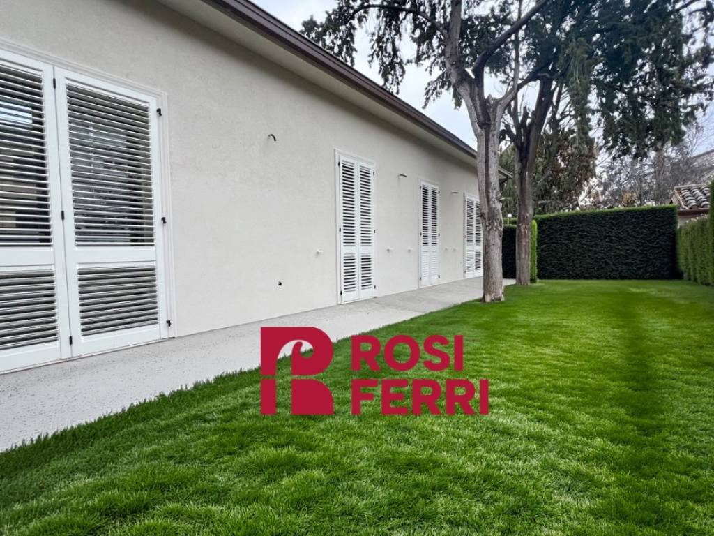 Villa a Jesi in Viale della Vittoria, 68 - Foto 3