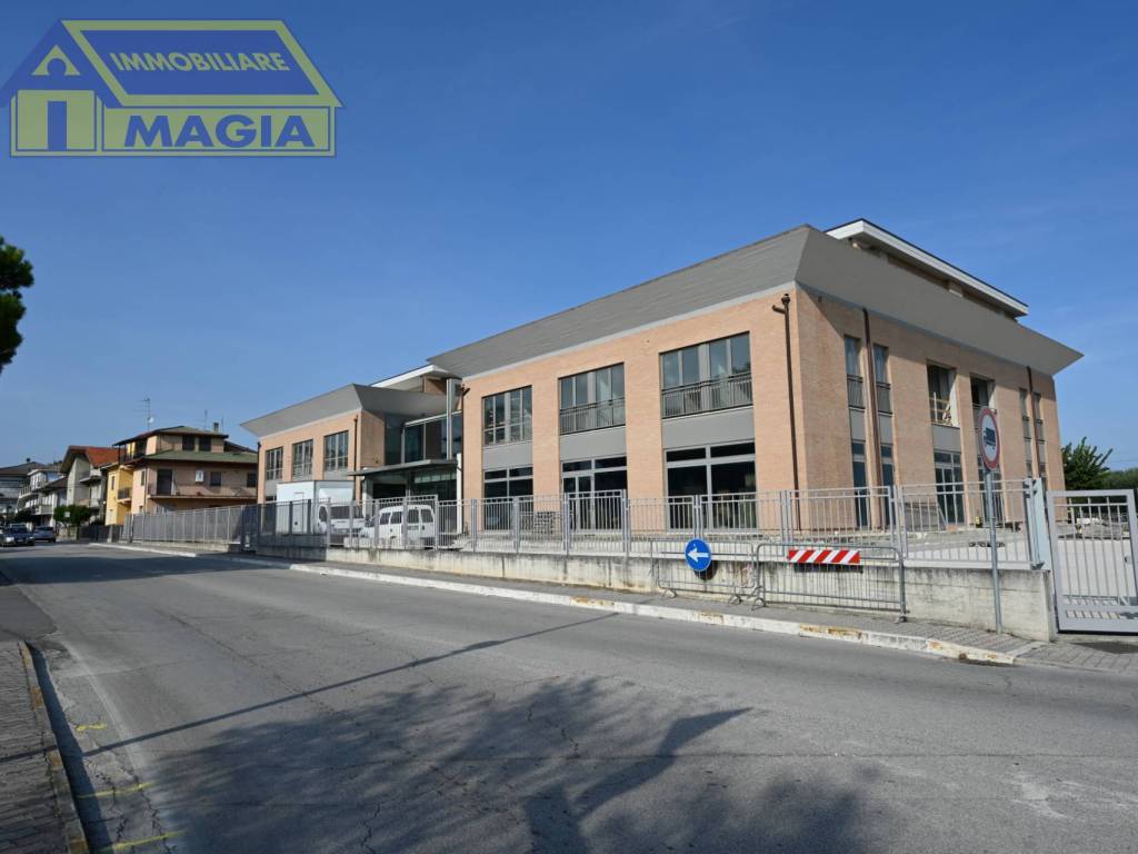 Appartamento a Spinetoli in Via Vittorio Emanuele II - Foto 4