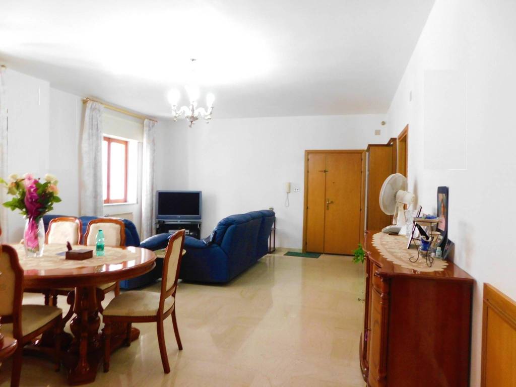 Appartamento a Martina franca in Via Augusto Righi - Foto 3