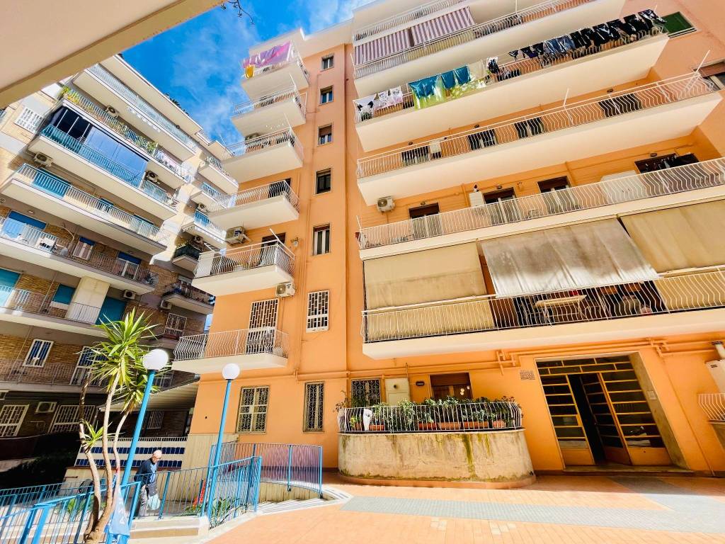 Appartamento a Napoli in Via Giacinto Gigante - Foto 3