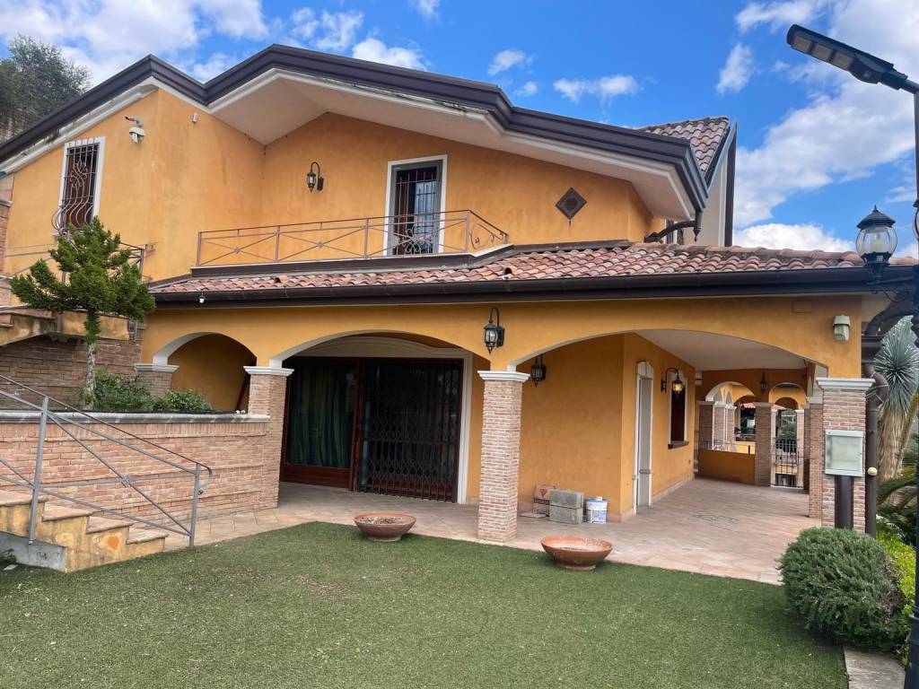 Villa a Avella in Via Sant'Angelo - Foto 3