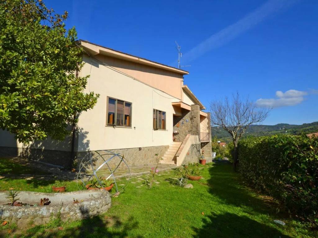 Villa a Seggiano in Via Trento E Trieste, 42 - Foto 3