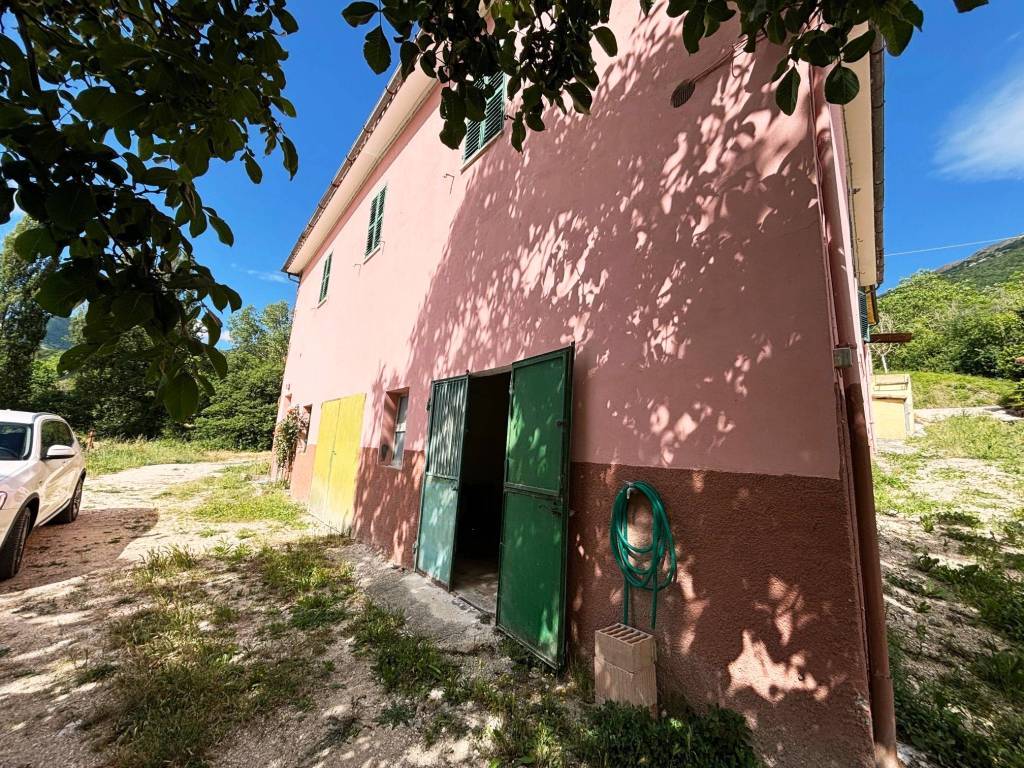 Casa indipendente a Camerino - Foto 4