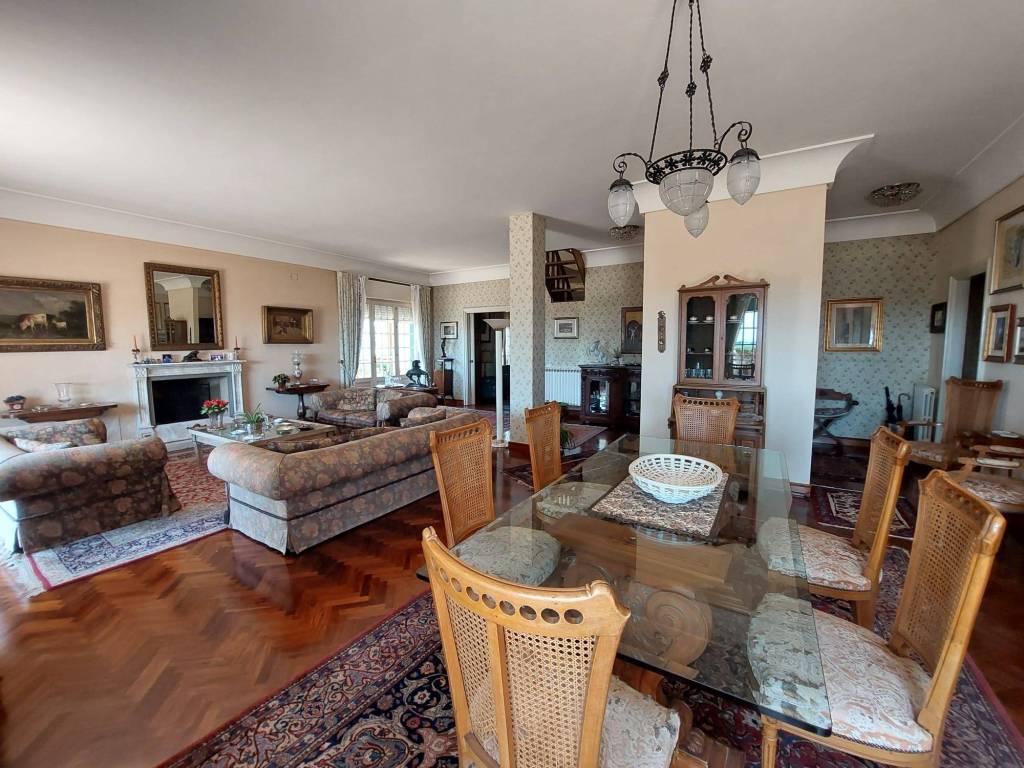 Attico / mansarda a Caltanissetta in Via Malta, 129 - Foto 3