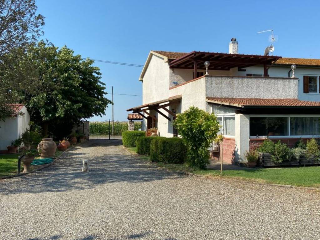 Rustico / casale a Roccastrada - Foto 2