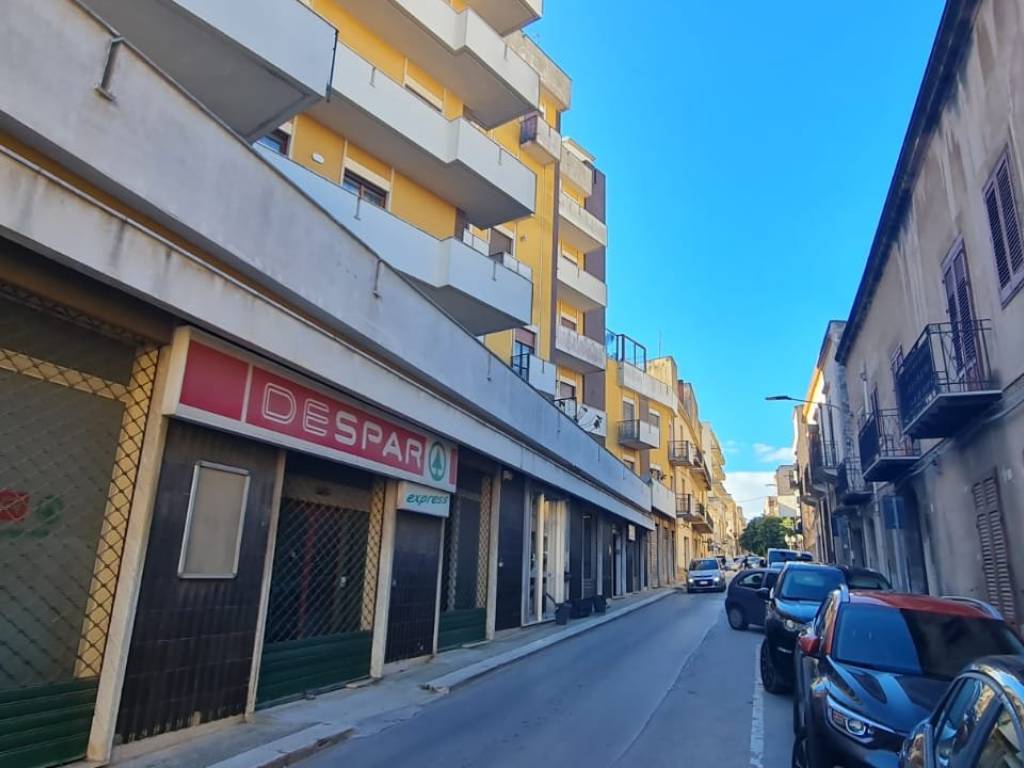 Appartamento a Castelvetrano in Via Agesilao Milano - Foto 2