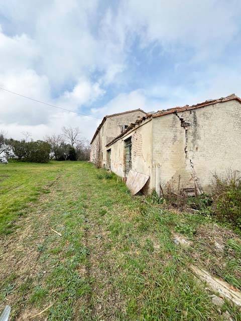 Rustico / casale a Fano in strada Flaminia - Foto 2