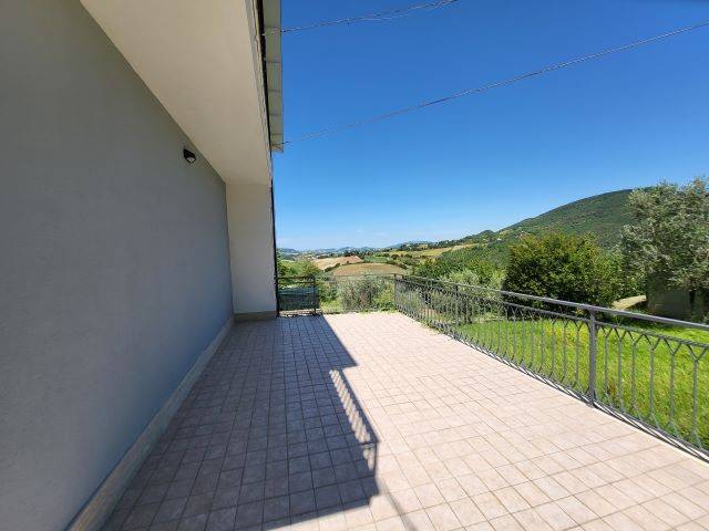 Appartamento a Arcevia in Strada Provinciale Arceviese - Foto 4