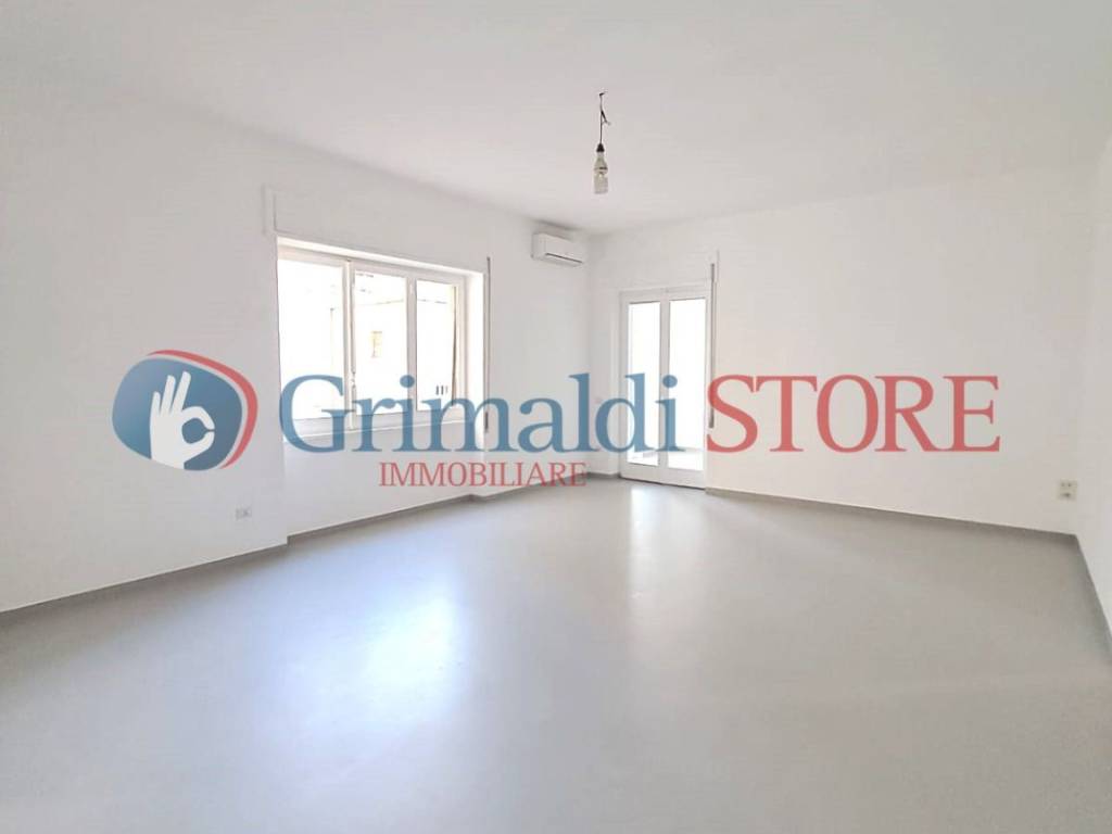 Appartamento a Lecce in Piazza Mazzini Giuseppe, 72 - Foto 2