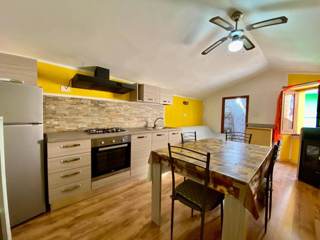 Palazzo / stabile a Bosa in Via Chiassuolo, 8 - Foto 3