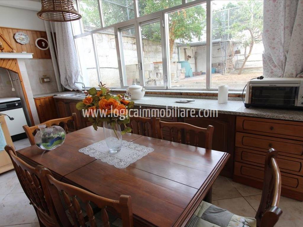 Casa indipendente a Ruffano in Via Santa Maria di Leuca - Foto 4