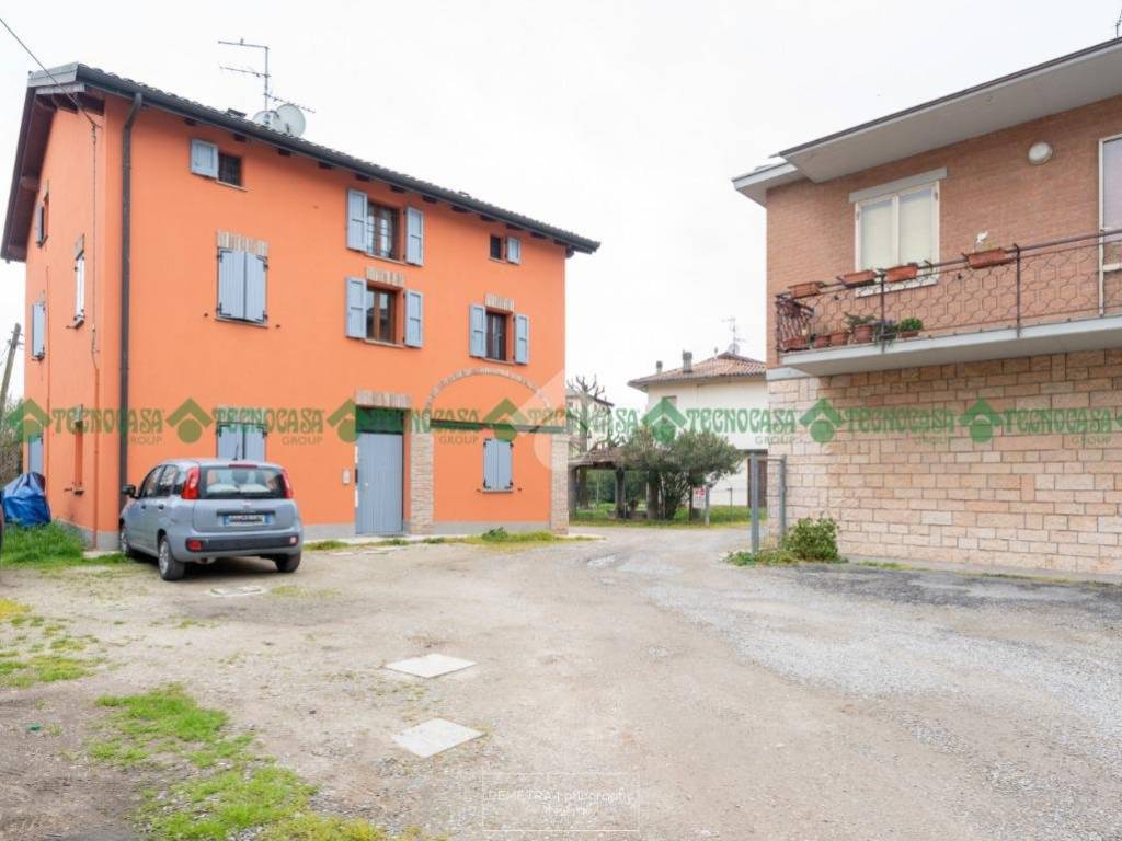 Appartamento a Castelfranco emilia in Via G. d'Annunzio, 8 - Foto 2