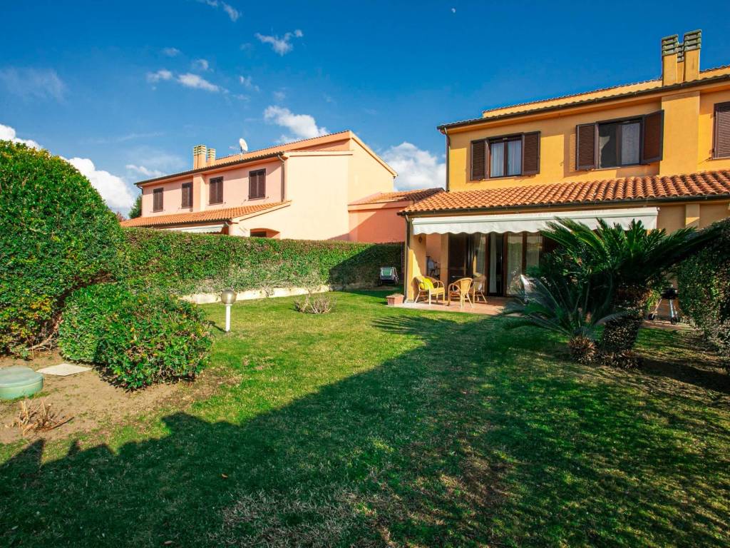 Villa a Montalto di castro in Località Torre di Maremma - Foto 2