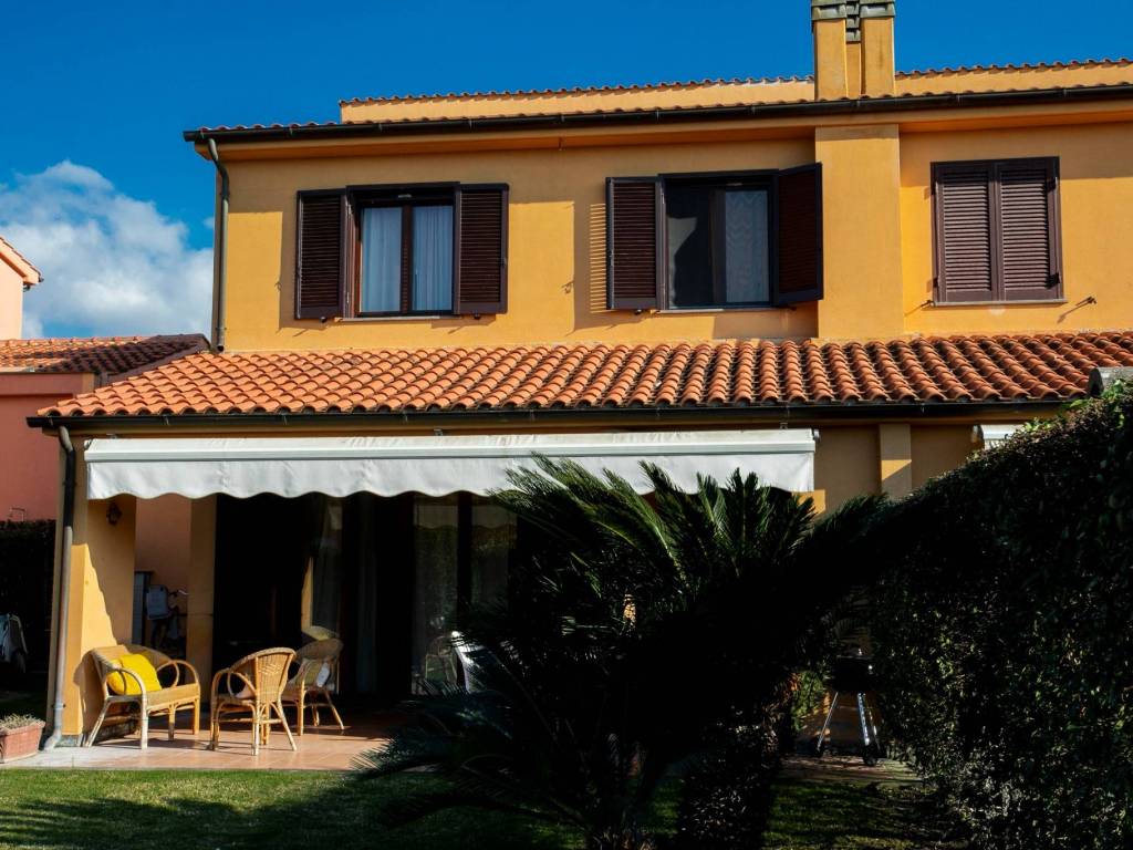 Villa a Montalto di castro in Località Torre di Maremma - Foto 3