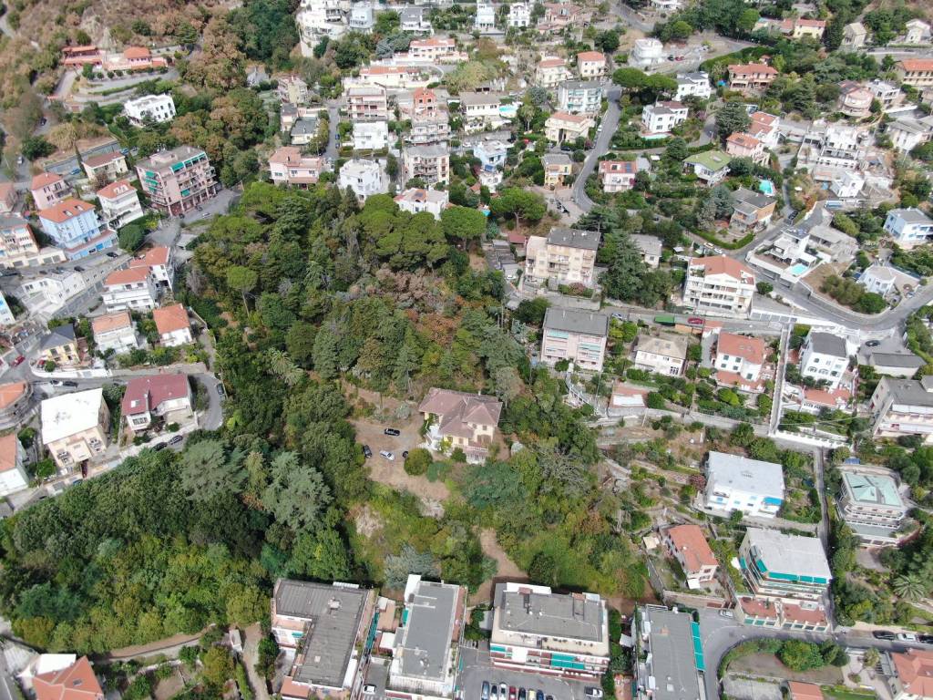 Villa a Albissola marina in Via Filippo Gentile - Foto 4