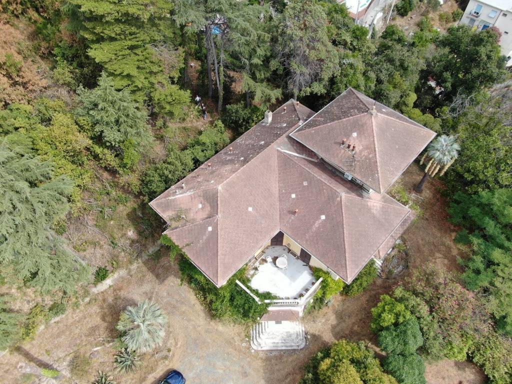 Villa a Albissola marina in Via Filippo Gentile - Foto 5