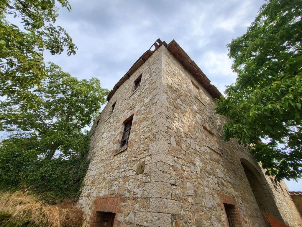 Rustico / casale a Castelnuovo berardenga in STRADA PROVINCIALE 102 LOC. GABBIELLO - Foto 2
