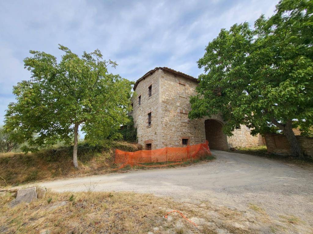 Rustico / casale a Castelnuovo berardenga in STRADA PROVINCIALE 102 LOC. GABBIELLO - Foto 3