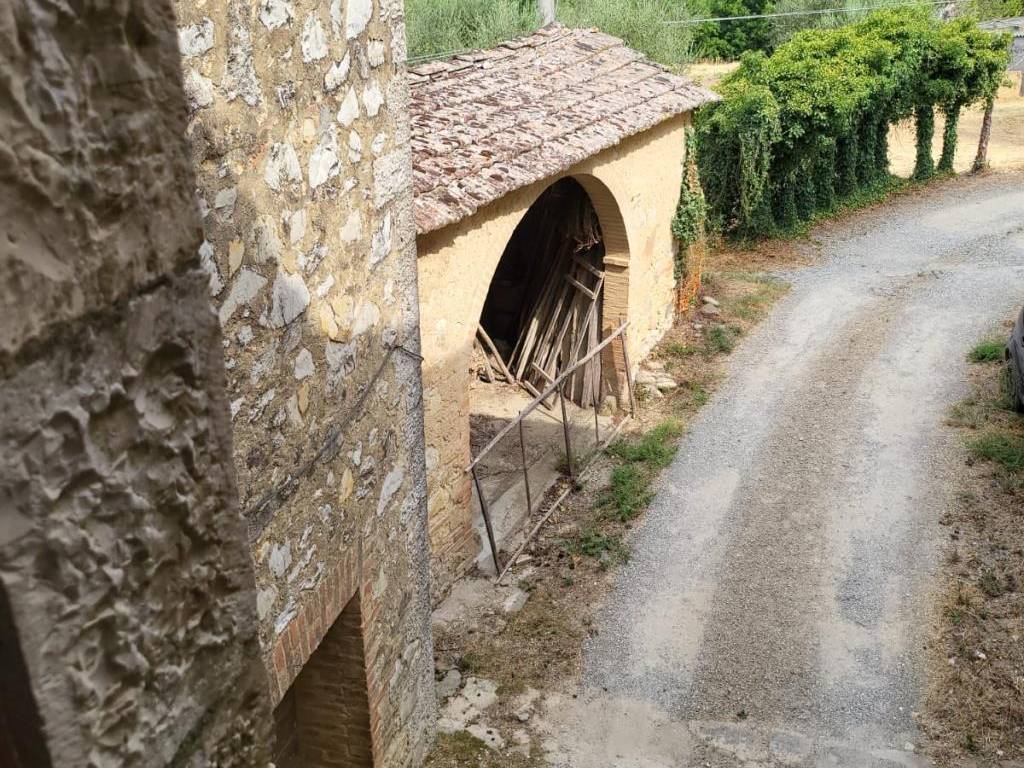 Rustico / casale a Castelnuovo berardenga in STRADA PROVINCIALE 102 LOC. GABBIELLO - Foto 5
