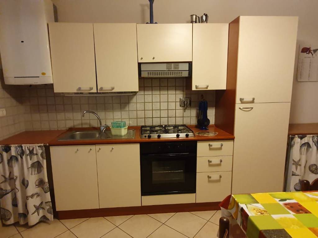 Appartamento a Follonica in Via Isola di Caprera, 21 - Foto 3