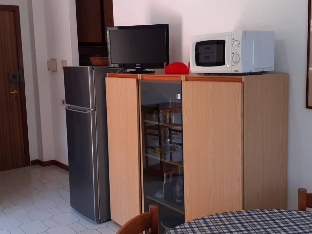 Appartamento a Follonica in Via dei Pini, 7 - Foto 3