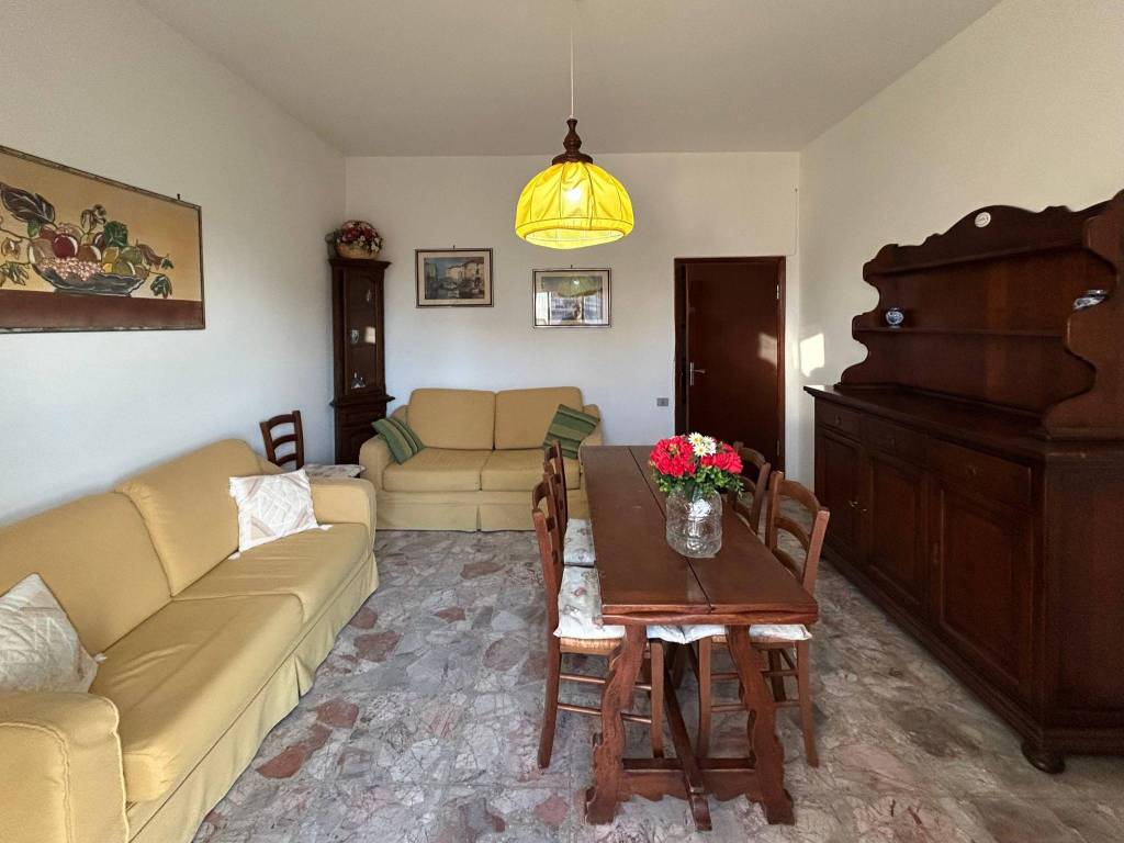 Appartamento a Follonica in Via D. Cimarosa, 15 - Foto 5