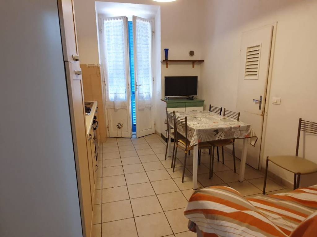 Appartamento a Follonica in Via Damiano Chiesa, 8 - Foto 3