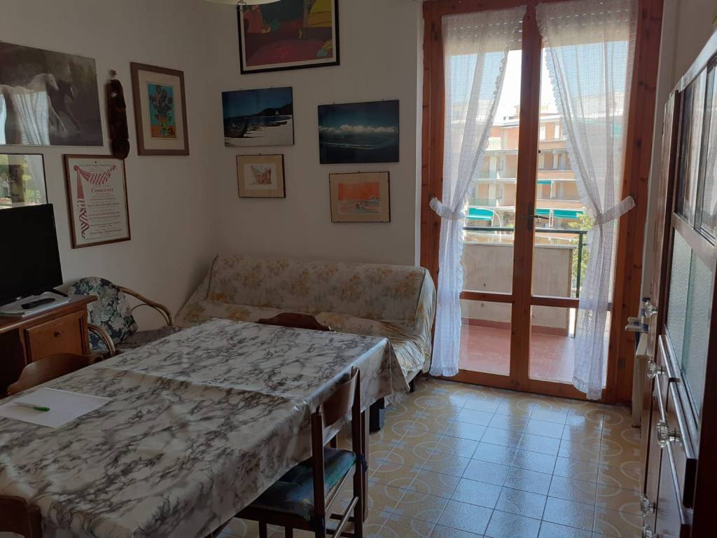 Appartamento a Follonica in Via Palermo, 59 - Foto 2