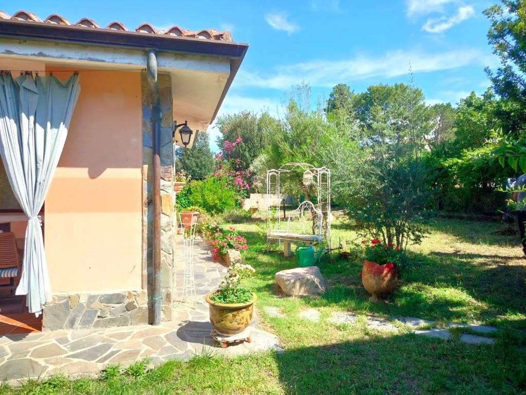 Villa a Capoterra in Strada 51 - Foto 4