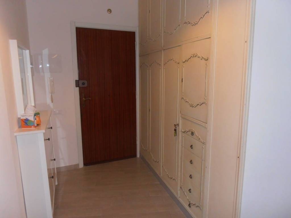 Appartamento a Follonica in Via Dante Alighieri, 8 - Foto 2