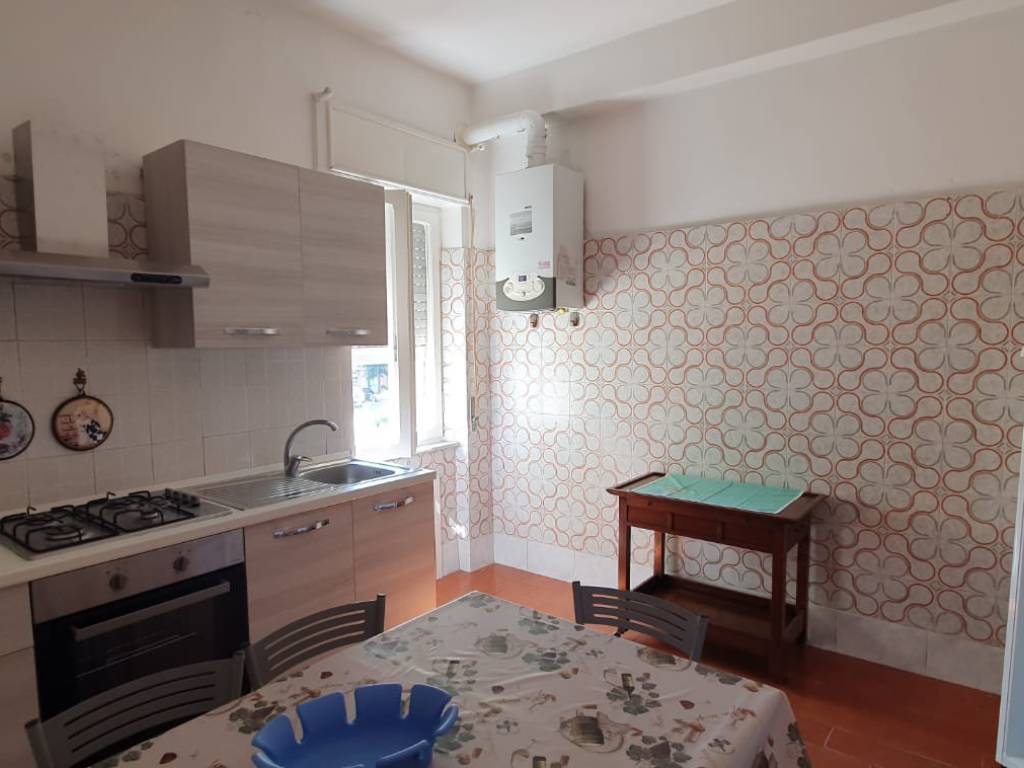 Appartamento a Follonica in Via Giuseppe Verdi, 7 - Foto 3