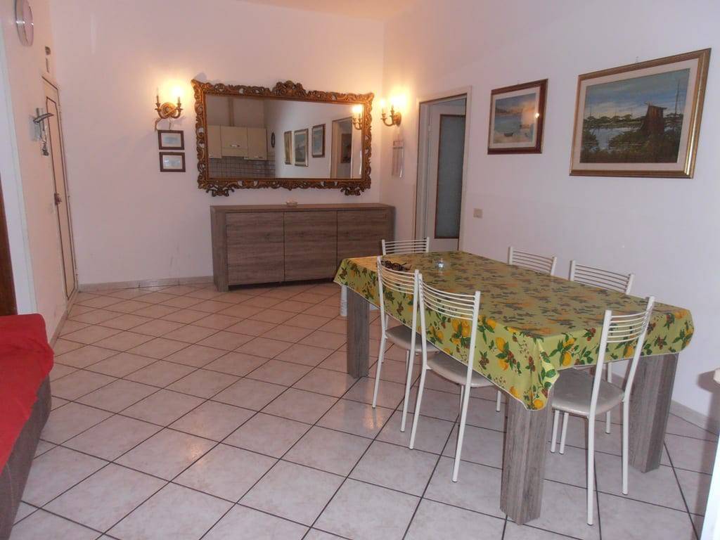 Appartamento a Follonica in Via Isola di Gorgona, 12 - Foto 4