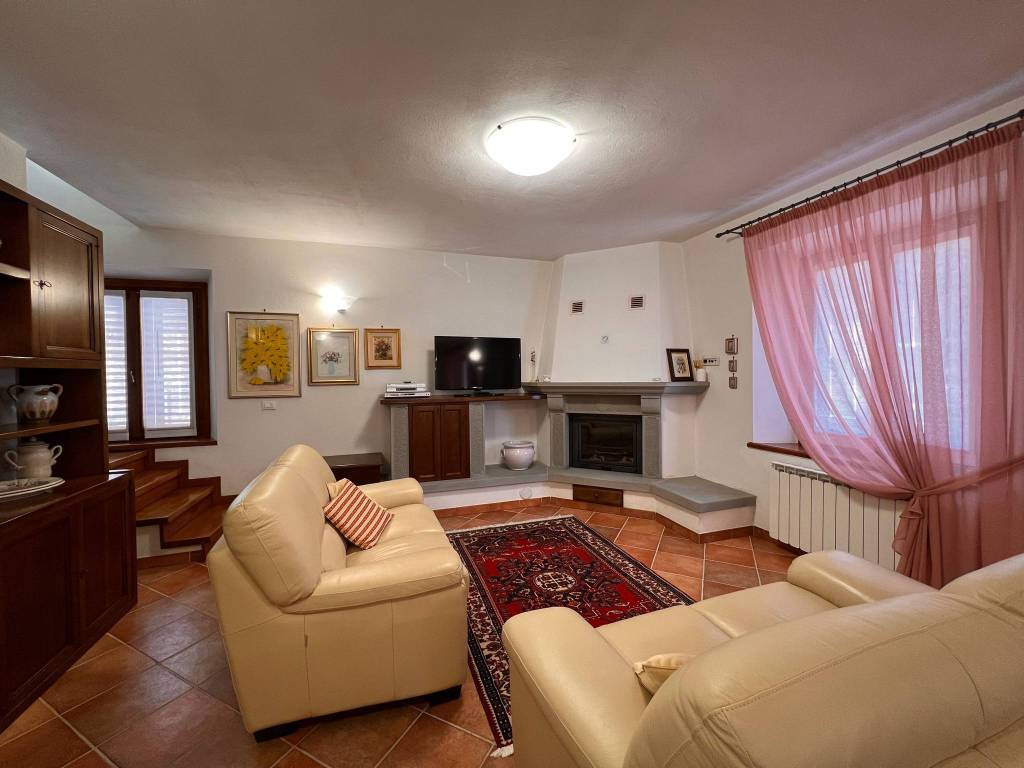 Villa a Chiusi della verna in Via Giovanni Papini - Foto 3