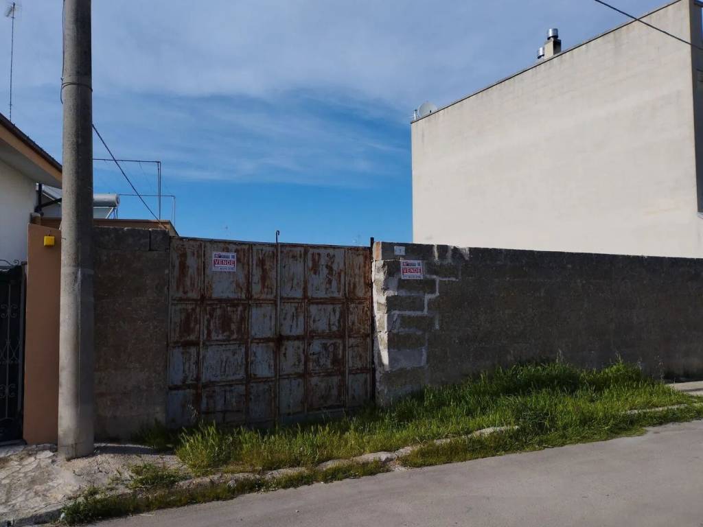 Terreno a Tricase in Via Levi - Civita S.N.C. - Foto 4