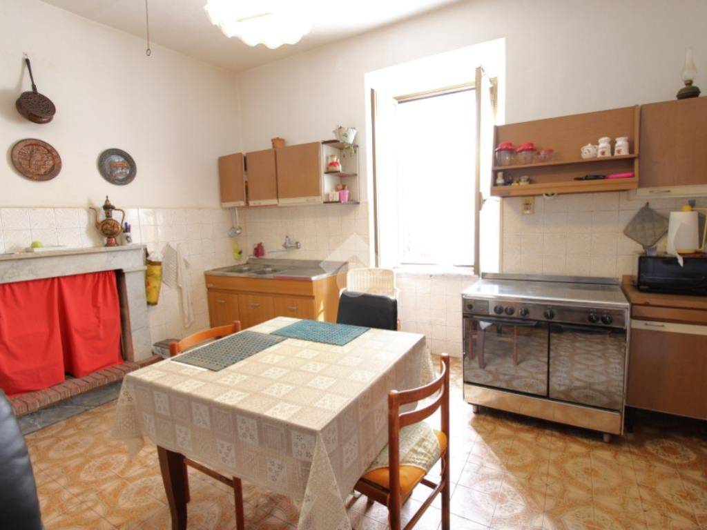 Appartamento a Montopoli di sabina in VIA ROMA, 57 - Foto 3