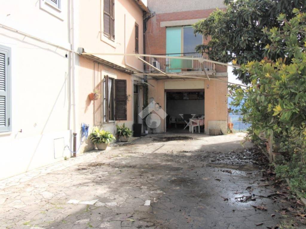 Appartamento a Montopoli di sabina in VIA ROMA, 57 - Foto 4