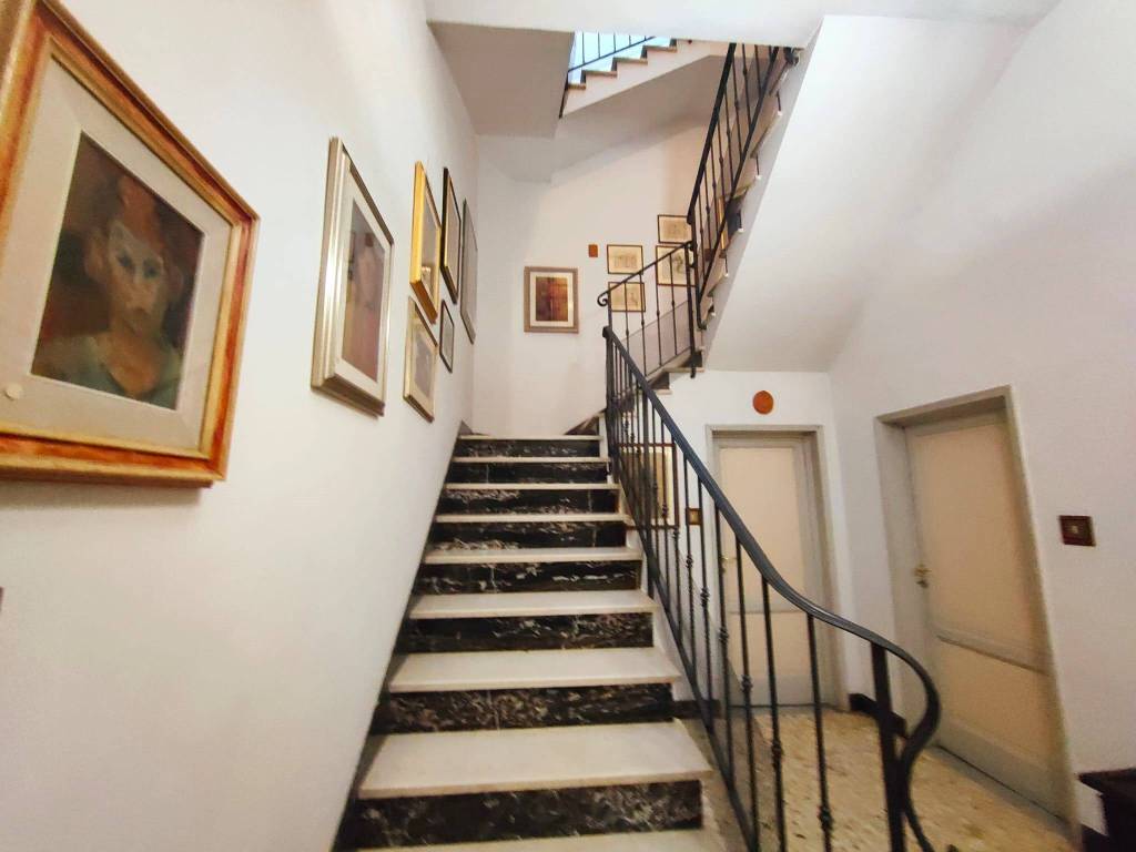 Casa indipendente a Prato in Via Niccolò Machiavelli, 19 - Foto 3
