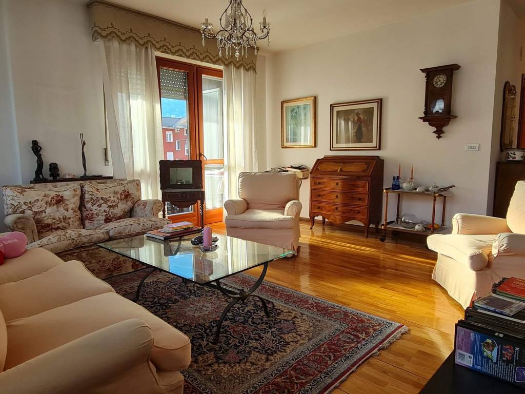 Appartamento a Sondrio in Via Stelvio - Foto 2