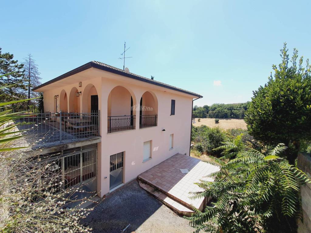 Casa indipendente a Montefiore dell'aso in via menocchia - Foto 2