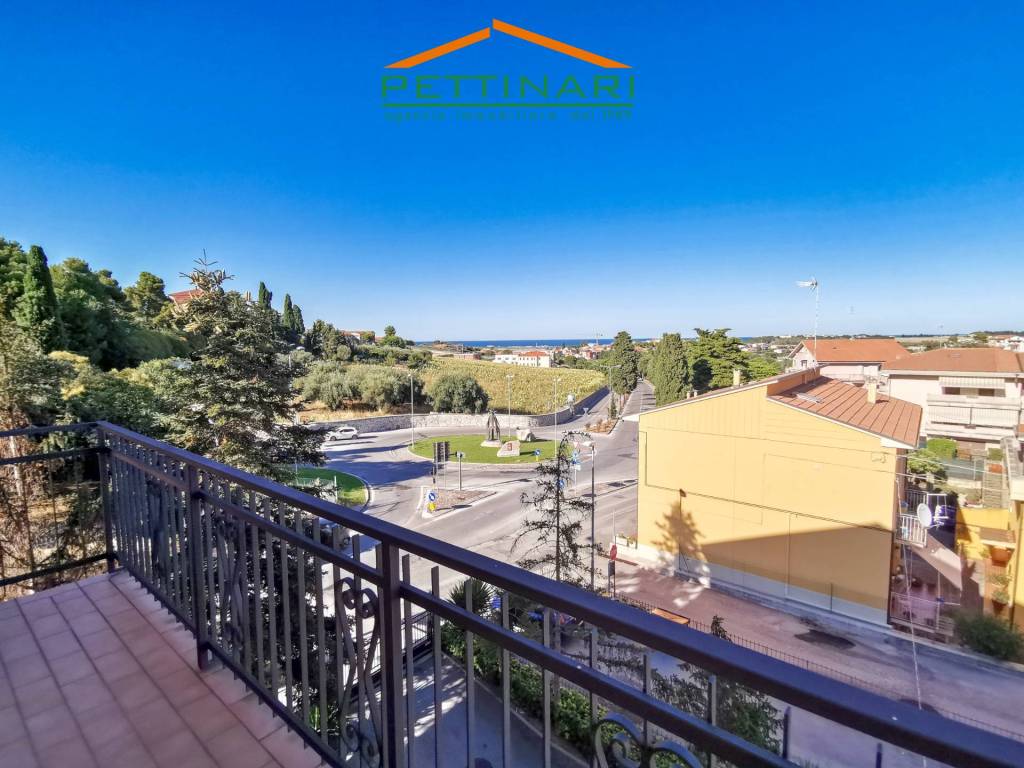 Appartamento a Loreto in Via Bramante - Foto 2