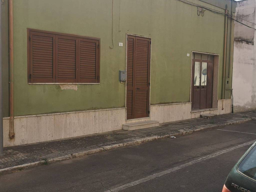Appartamento a San donaci in Via Regina Elena, 5 - Foto 4